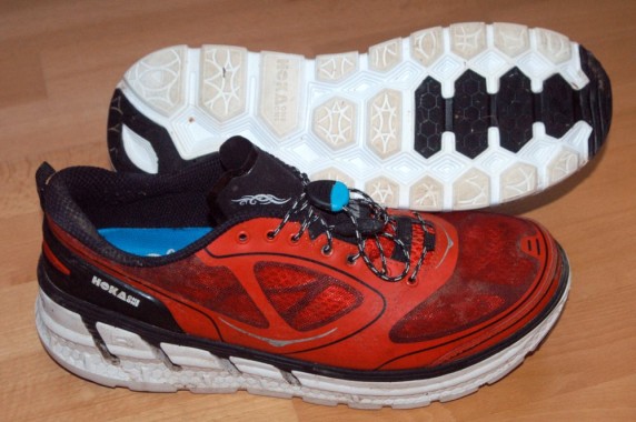 Hoka One One Conquest