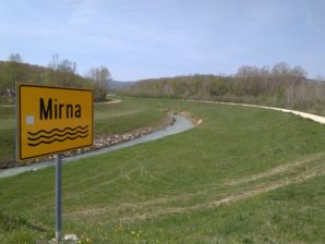 Laufen im Mirna-Tal