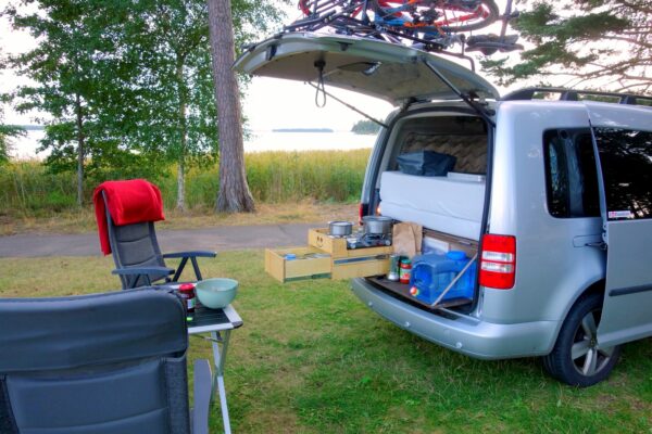 DIY Camperausbau vom Caddy zum Caddycamper 